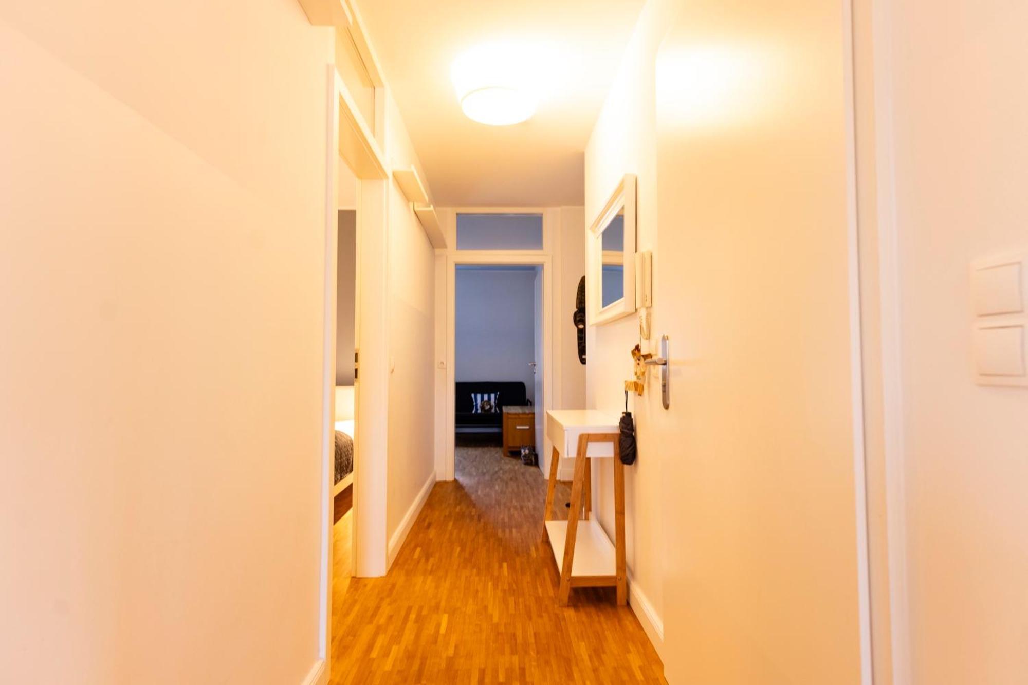 Smartfewo - Home - Zentral - Terrasse - Parkplatz Ольденбург Екстер'єр фото